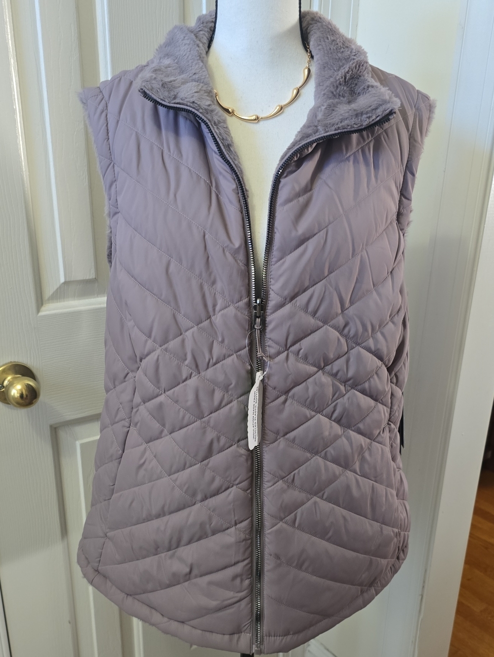 FREE COUNTRY BRAND WOMEN'S PLUS TAUPE QUILTED FAUX FUR WINTER VEST SIZE 1X